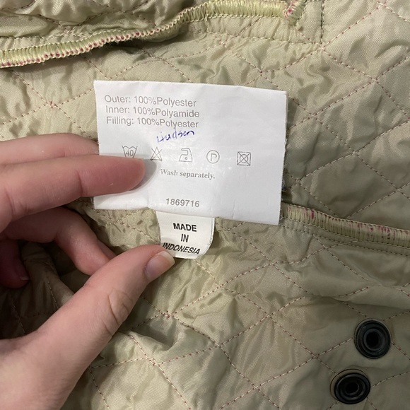 Barbour Pink Fulbourn Lightweight Short Gilet - Picture 13 of 15